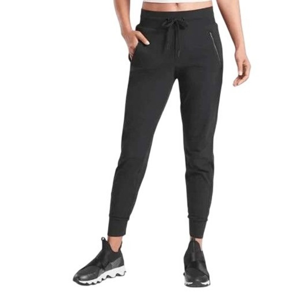 Athleta Trekkie North Jogger Black Hiking Pants Women Size 16 Activewear